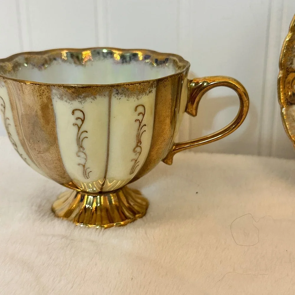 Enesco Teacup Saucer Set Vintage Gold Lusterware Japan Excellnt Reticulated Star